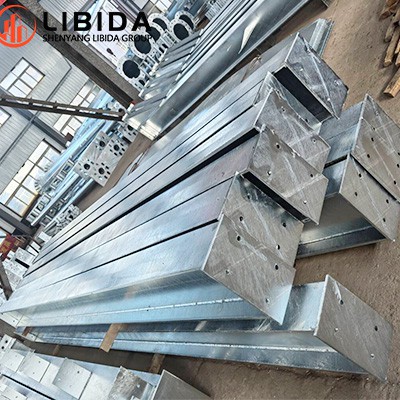 Prikaz proizvodnje: pocinčana čelična konstrukcija za projekt skladišta na Ma...